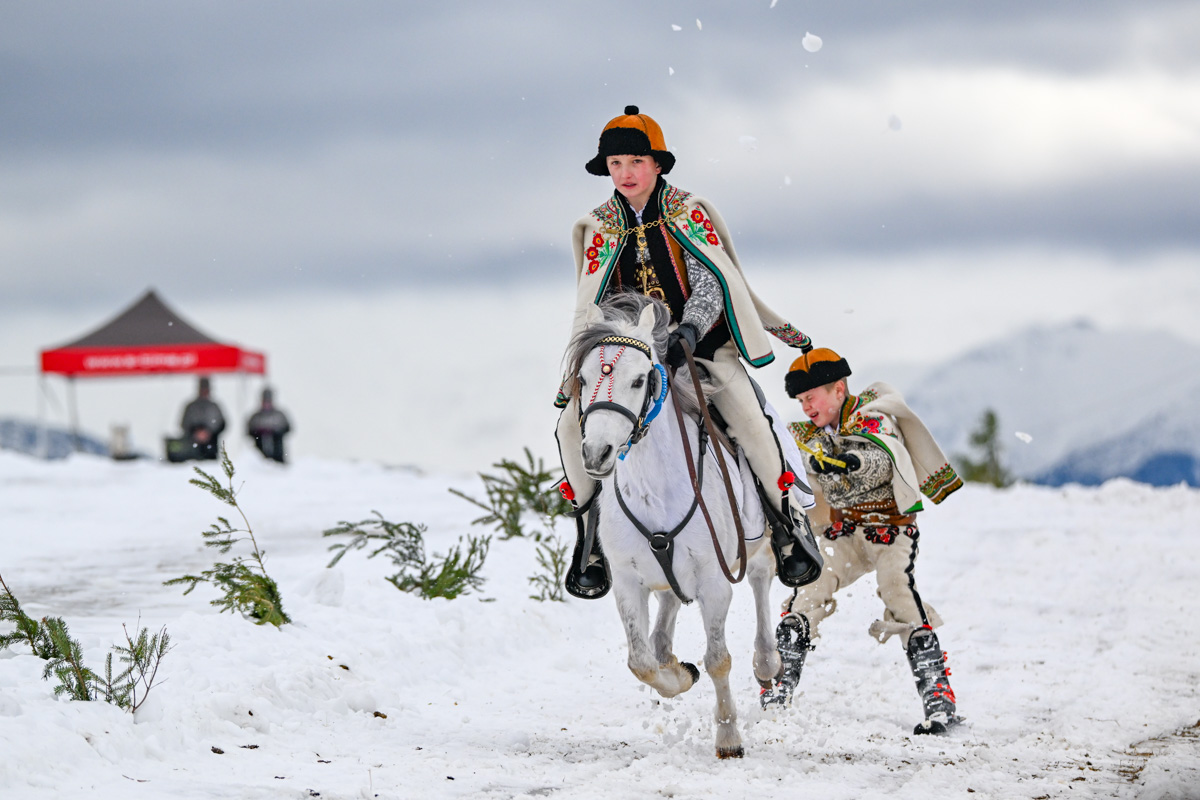 26. Parada Gazdowska i wyścigi kumoterek w Gminie Biały Dunajec (duża galeria)