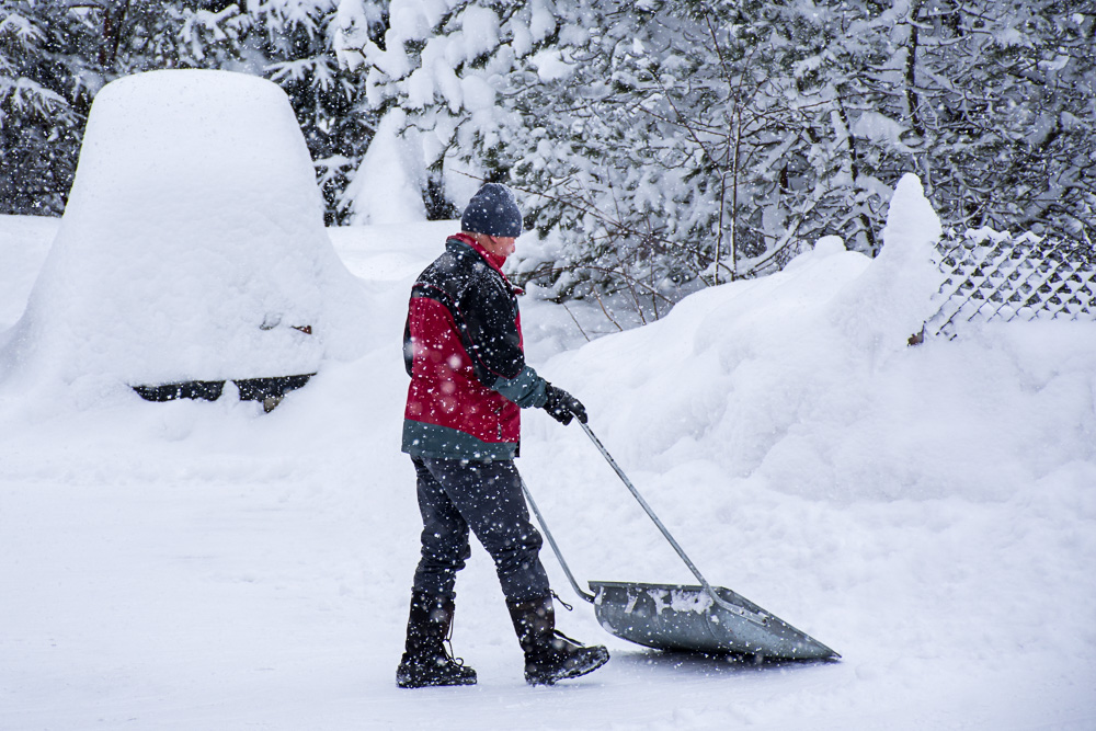 Śnieg sparaliżował Podhale, a to jeszcze nie koniec. Synoptycy ostrzegają przed następnymi opadami