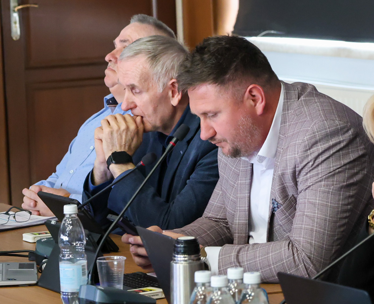 Rewolucja w komunikacji na Podhalu? Eksperci proponują, radni zwlekają