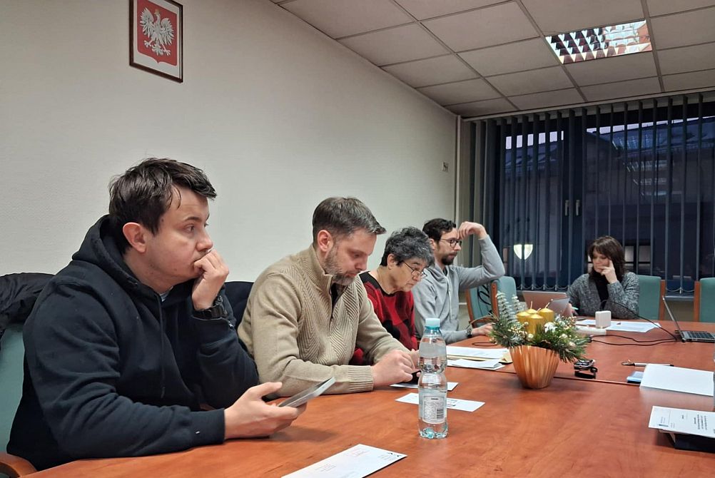 Chodzi o prestiż kontra Antagonizujemy środowisko. Nowotarscy radni dyskutują o piłce nożnej, a tak naprawdę o wsparciu dla klubu NKP