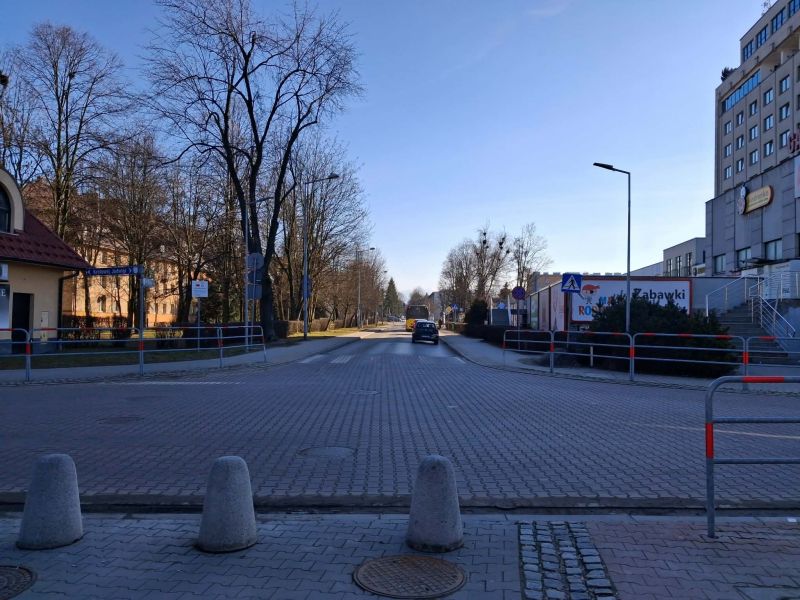 Mieszkańcy niezadowoleni z propozycji zmian organizacji ruchu na ul. Krzywej