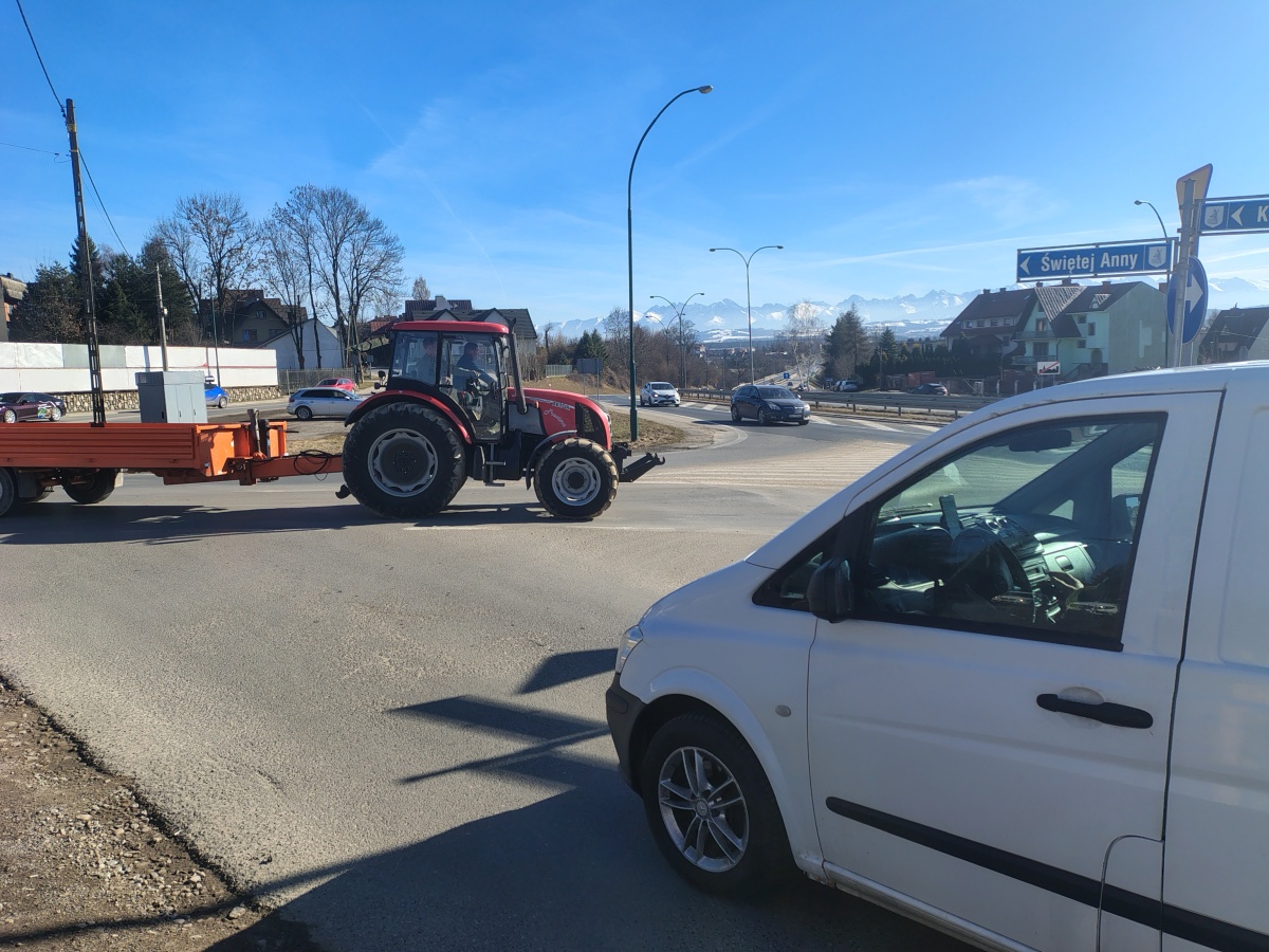 Najbardziej skomplikowany układ drogowy w Nowym Targu. Kiedy ruszy przebudowa skrzyżowania ul. Św. Anny ze starą zakopianką?