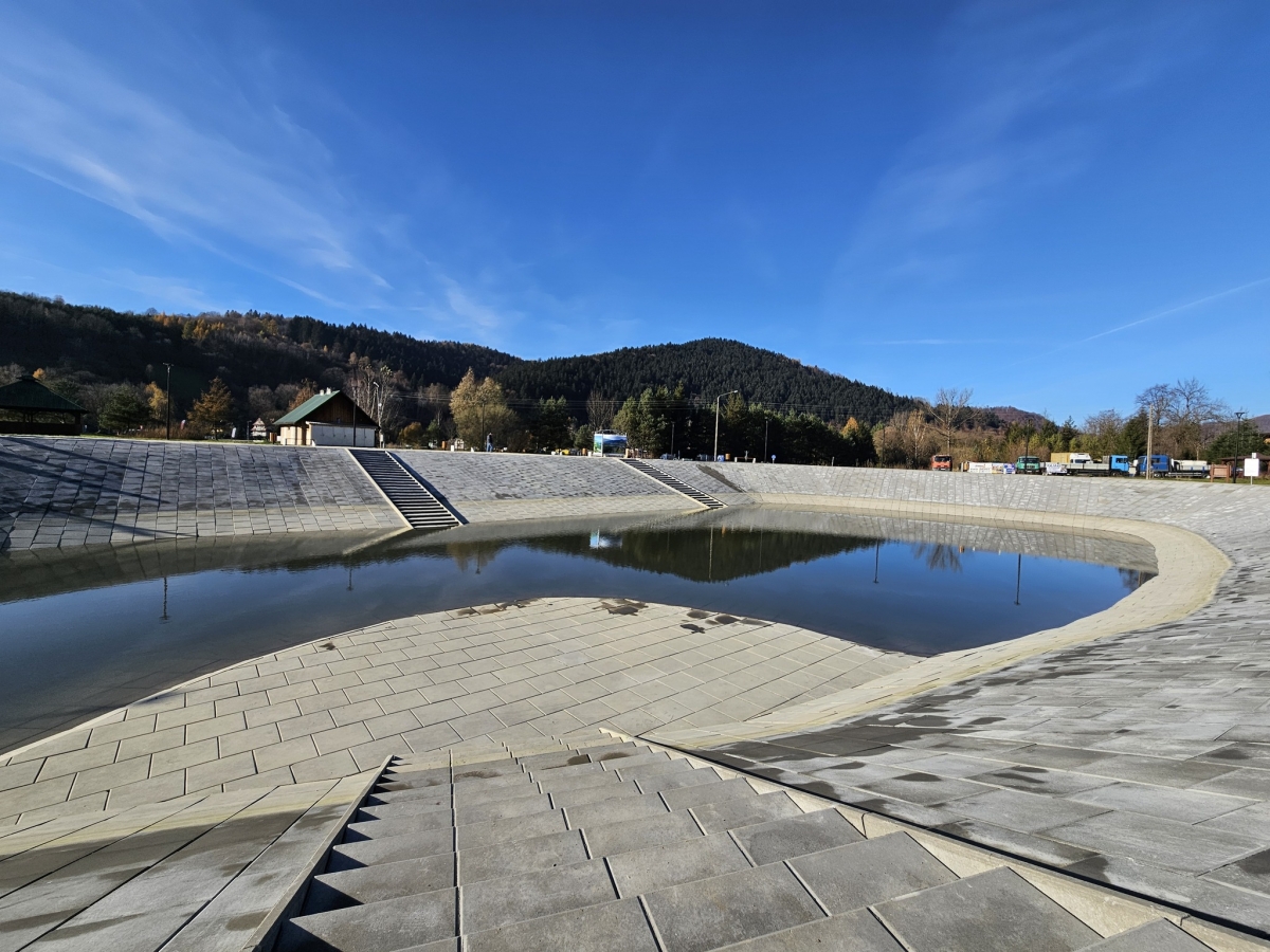 Oczko w głowie poprzednika i kłopot następcy - co dalej ze stawem rekreacyjnym w Krościenku?