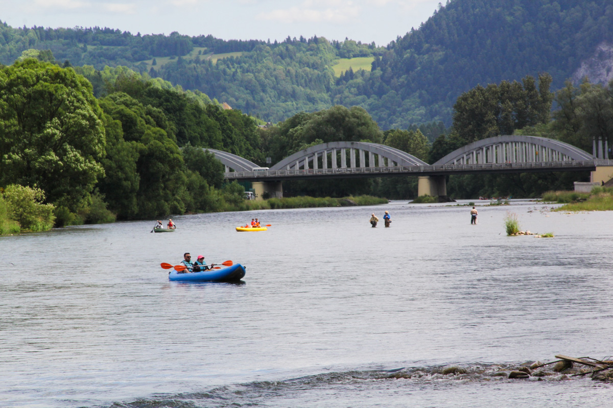 Koniec dzikich przystani na Dunajcu? Radni spierają się o rafting